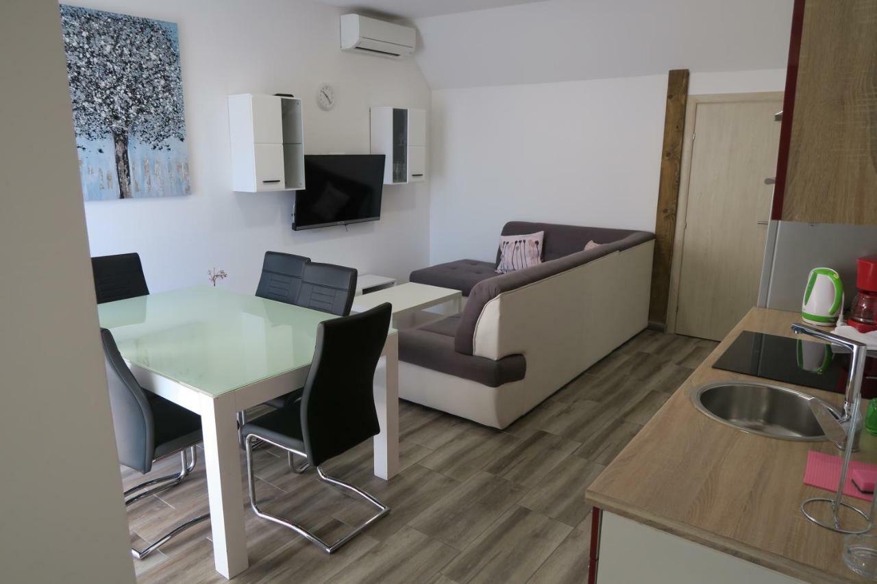 Family Apartment Baška Exteriör bild