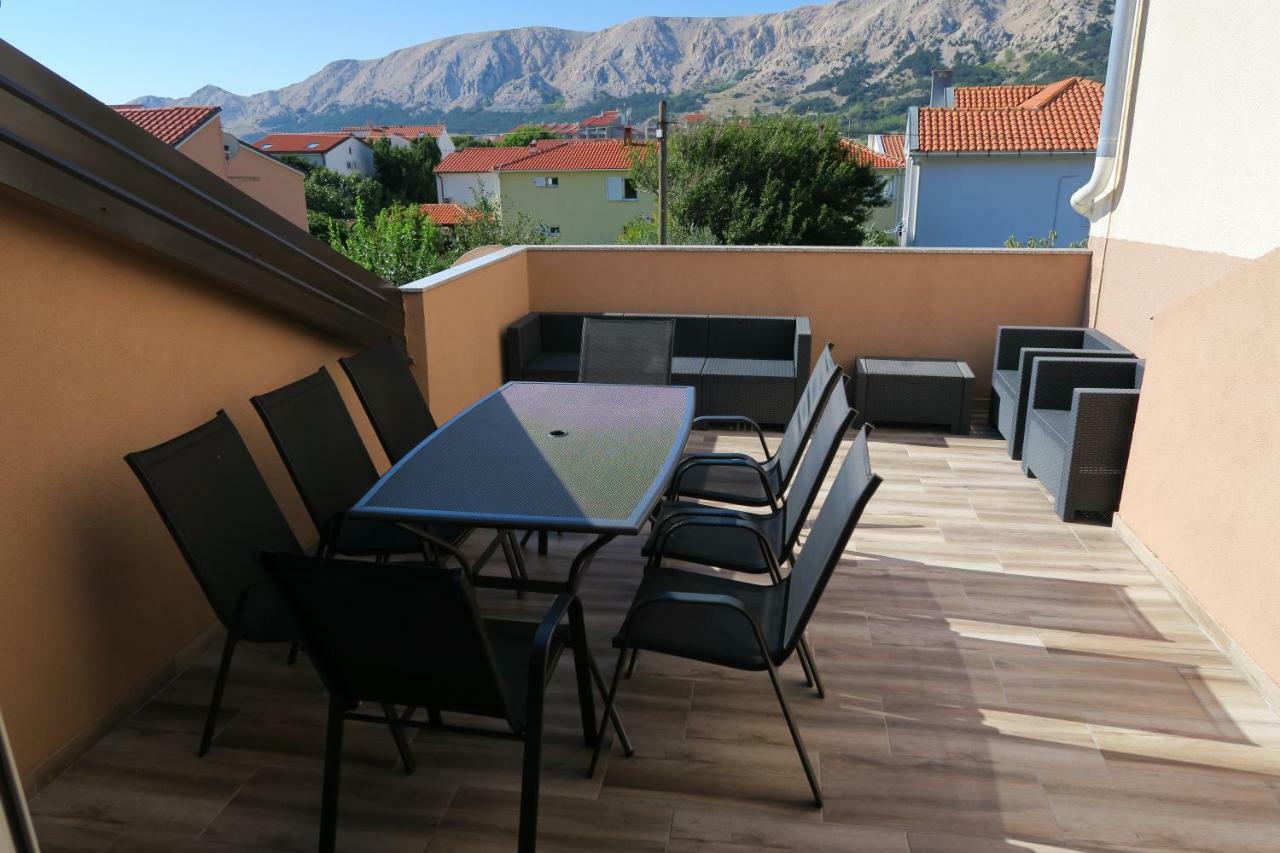Family Apartment Baška Exteriör bild