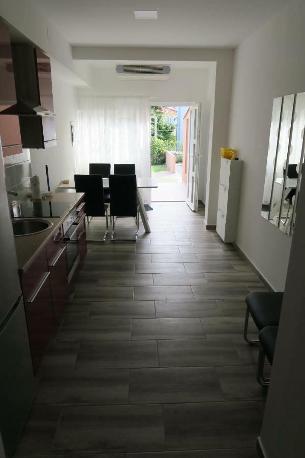 Family Apartment Baška Exteriör bild