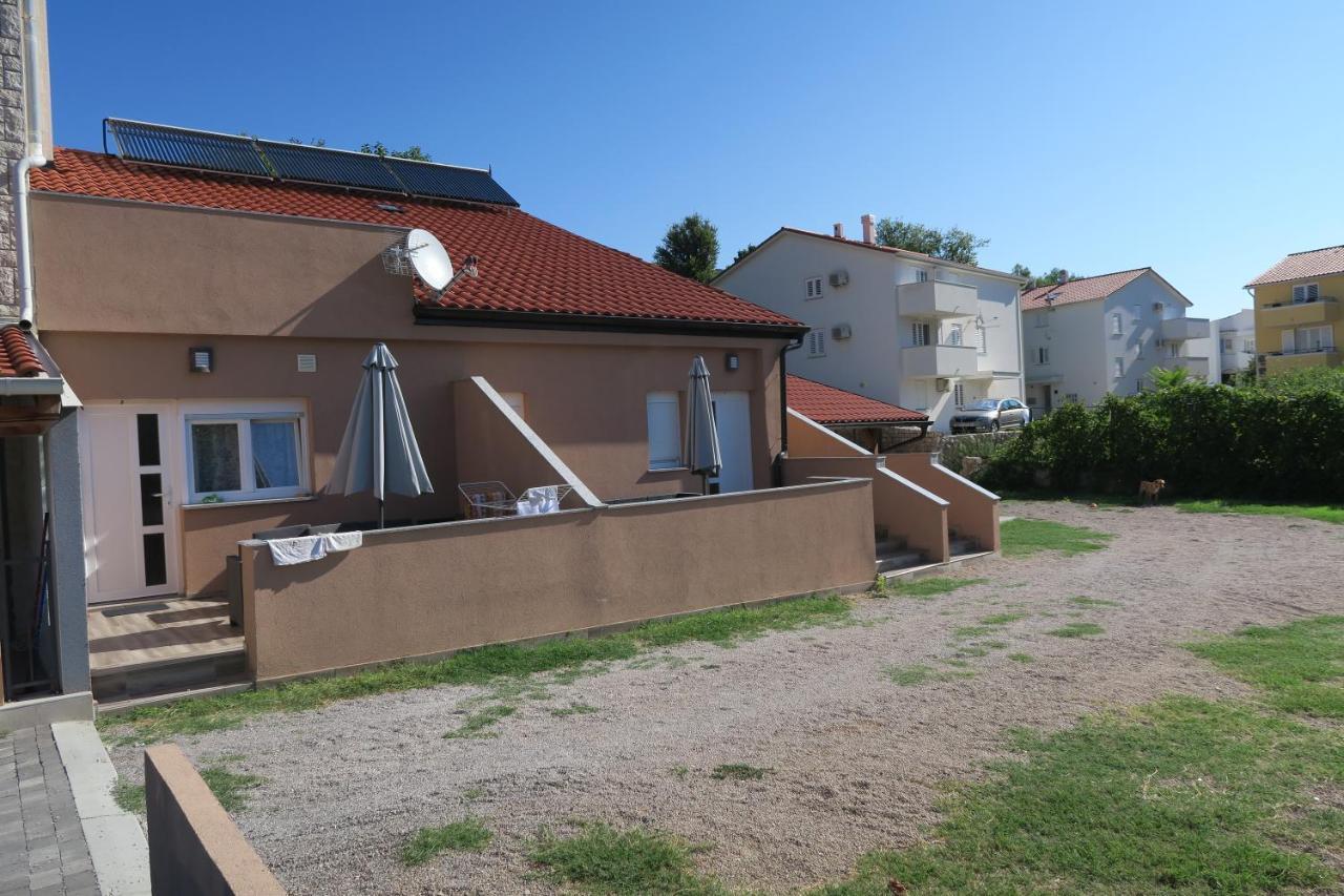 Family Apartment Baška Exteriör bild